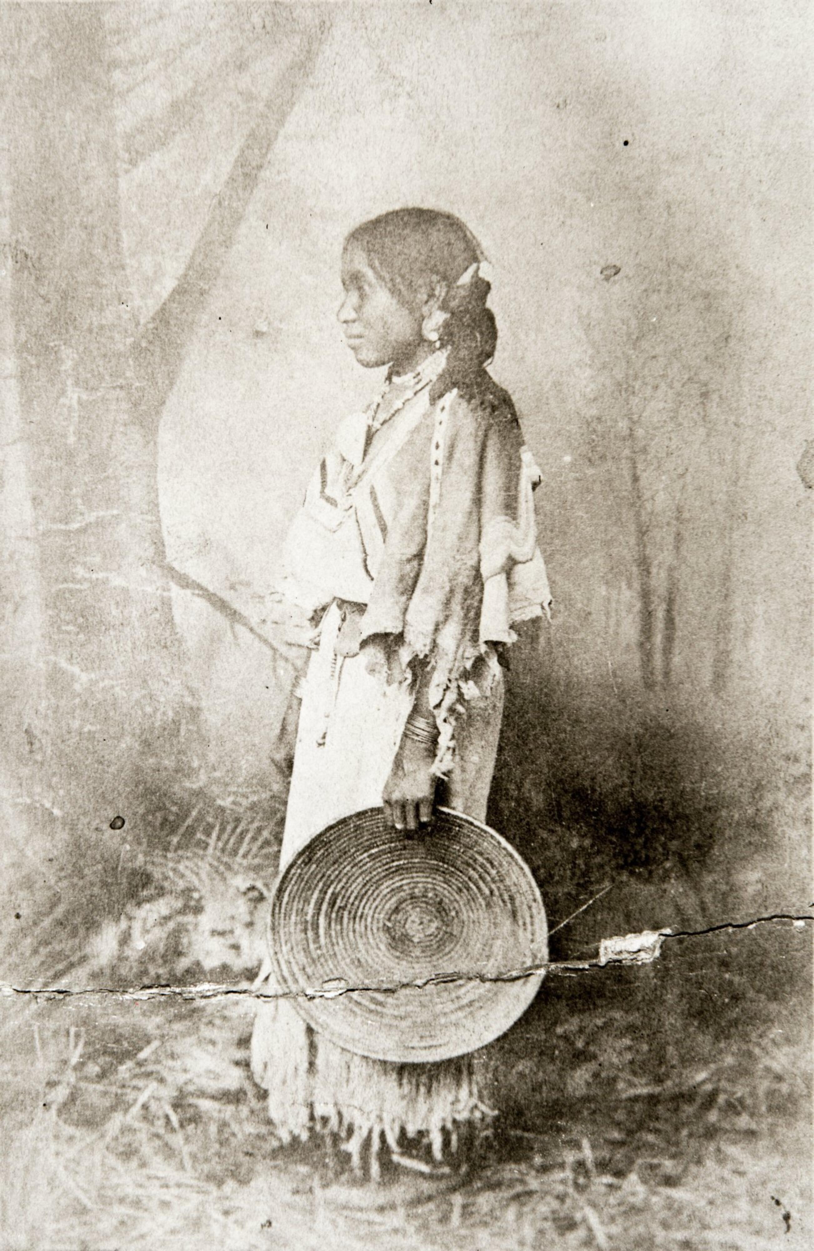 Mescalero Belle / Jess Vincent Gilcrease Museum